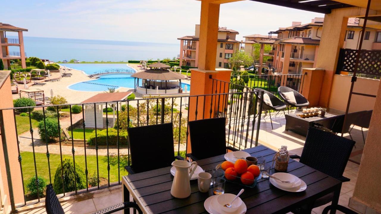 Apartment Decora Sea View トポラ エクステリア 写真